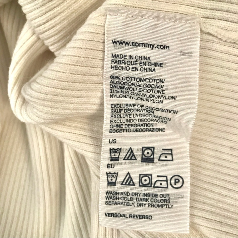 Y2K TOMMY HILFIGER Cream Ribbed Knit Preppy   V-Neck Long Sleeve Top Size Medium - Picture 12 of 13